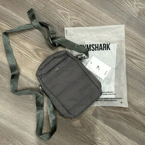 GYMSHARK NWT LIFESTYLE CROSSBODY